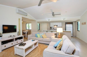6 Orania Court Rainbow Shores